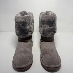 NWOB Women’s LAMO Boots Gray/Purple Suede Faux Fur Lined Size 7.5